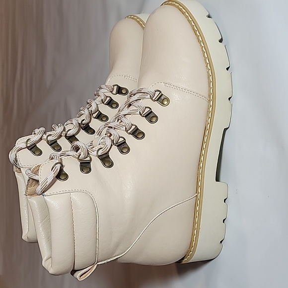 Oasis Society Kinsley boots full laceup womens 8 beige lug soles hiking academia - Picture 4 of 10